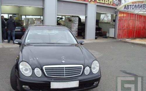 Mercedes E 200